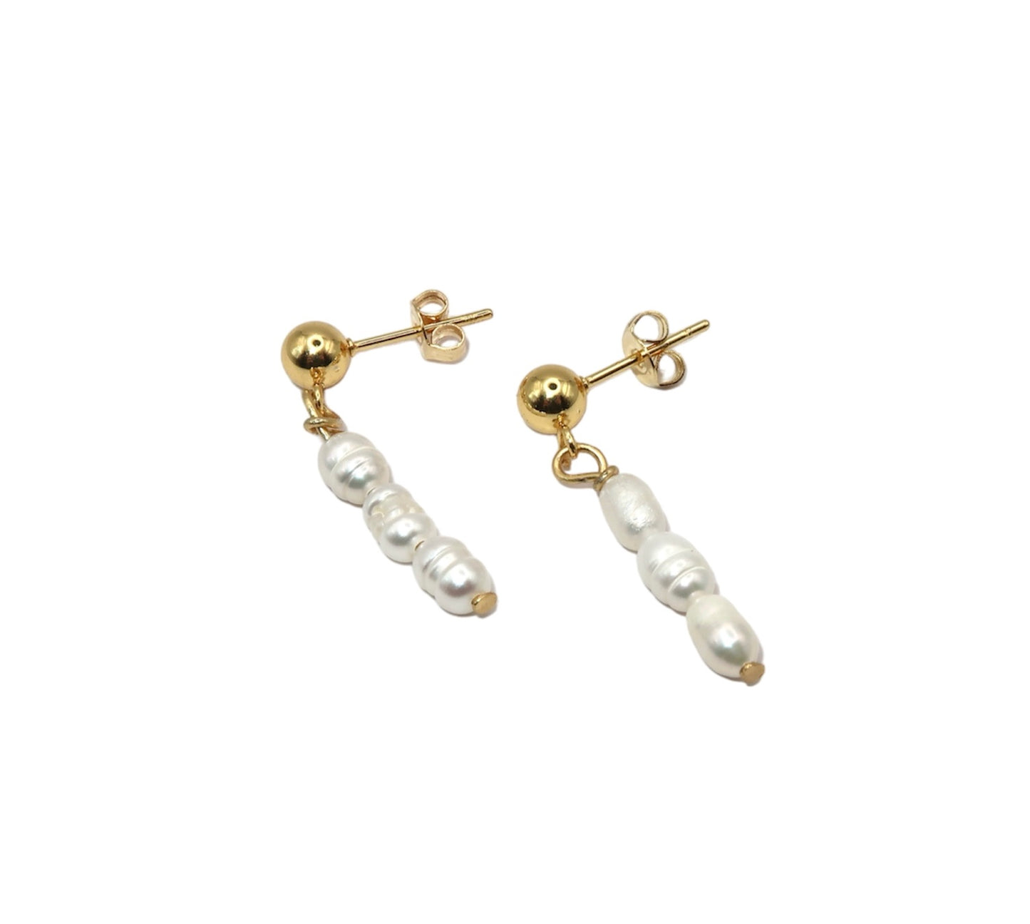 Triple pearl earring