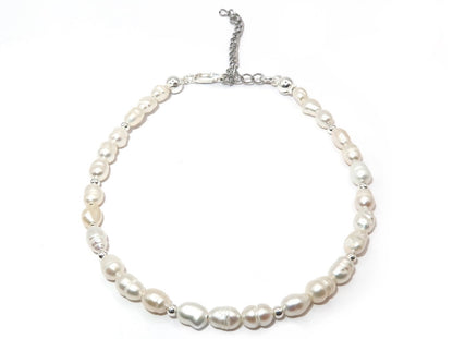 Silver pearl bracelet