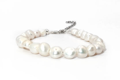 Pearl bracelet